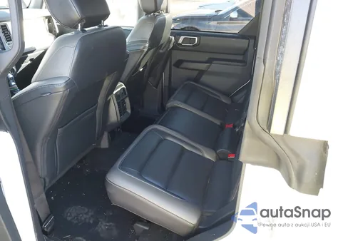 2025 Ford Bronco Outer Banks z USA, uszkodzony, nr VIN 1FMDE8BH9SLB06836